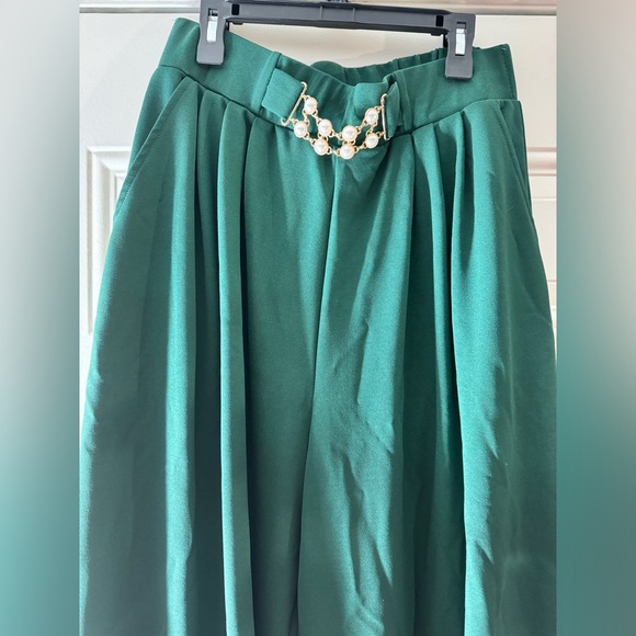 Harper By Block Green Casual Pants Size Large - Picture 2 of 3